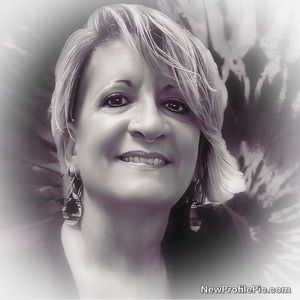 Meet your Posher, Posh